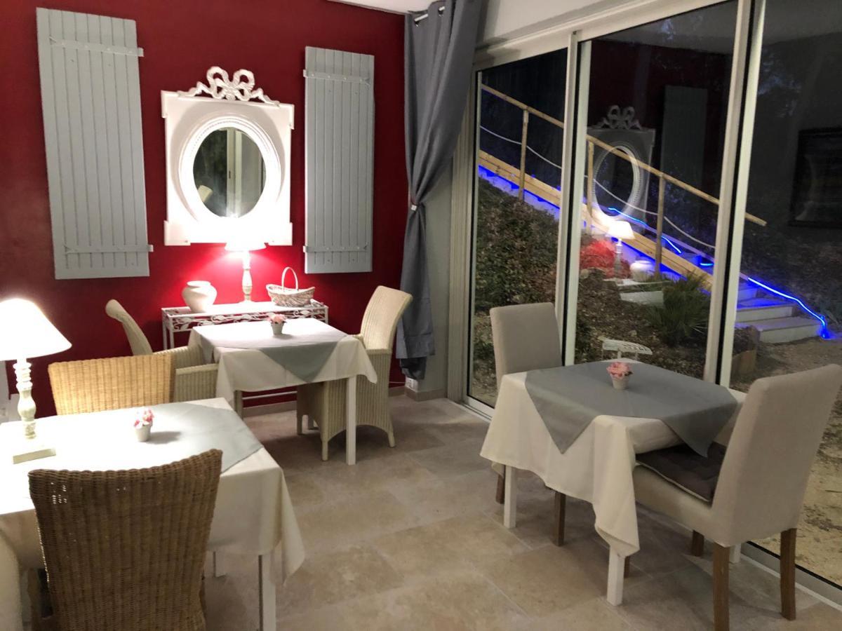 D'helene 3* Crestet