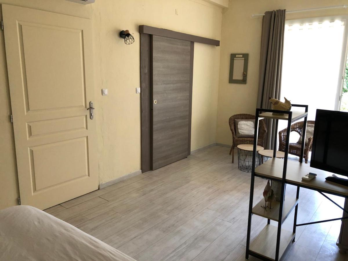 Hotel D'helene Crestet